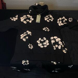 Black Floral Hoodie and Pants Set (M)
